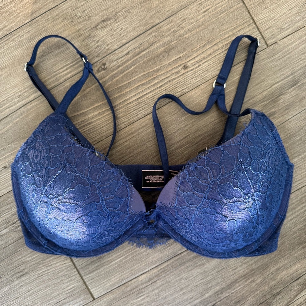 Victoria’s Secret Very Sexy Push-Up Bra | Strappy Lace Blue | 32D